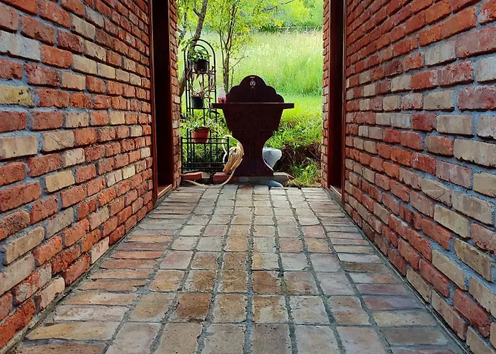 Narandza Ramsko Jezero Inn